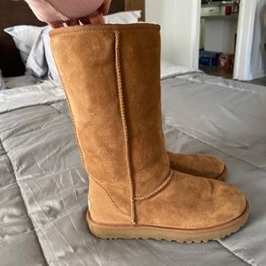 UGG boots size 8
